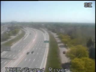 Traffic Cam @ Grand River - east Player