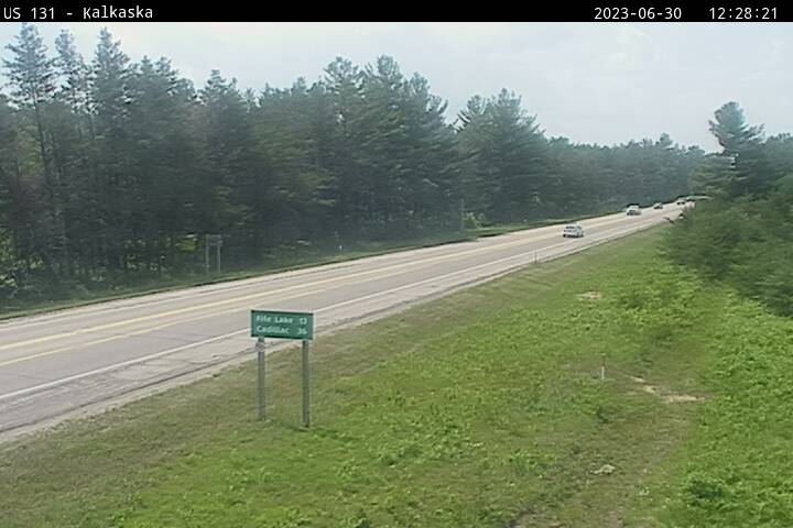 Traffic Cam @ M-72 (S Jct) Player