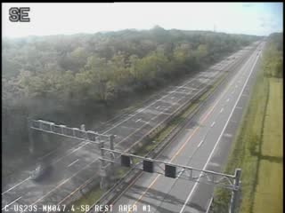 Traffic Cam @ SB Rest Area - south Player