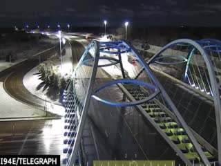 Traffic Cam @ I-94 overpass - east Player