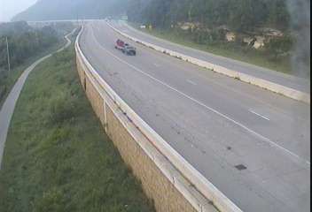 Traffic Cam River Junction: I-90: U.S.61 NB N of I-90 Player