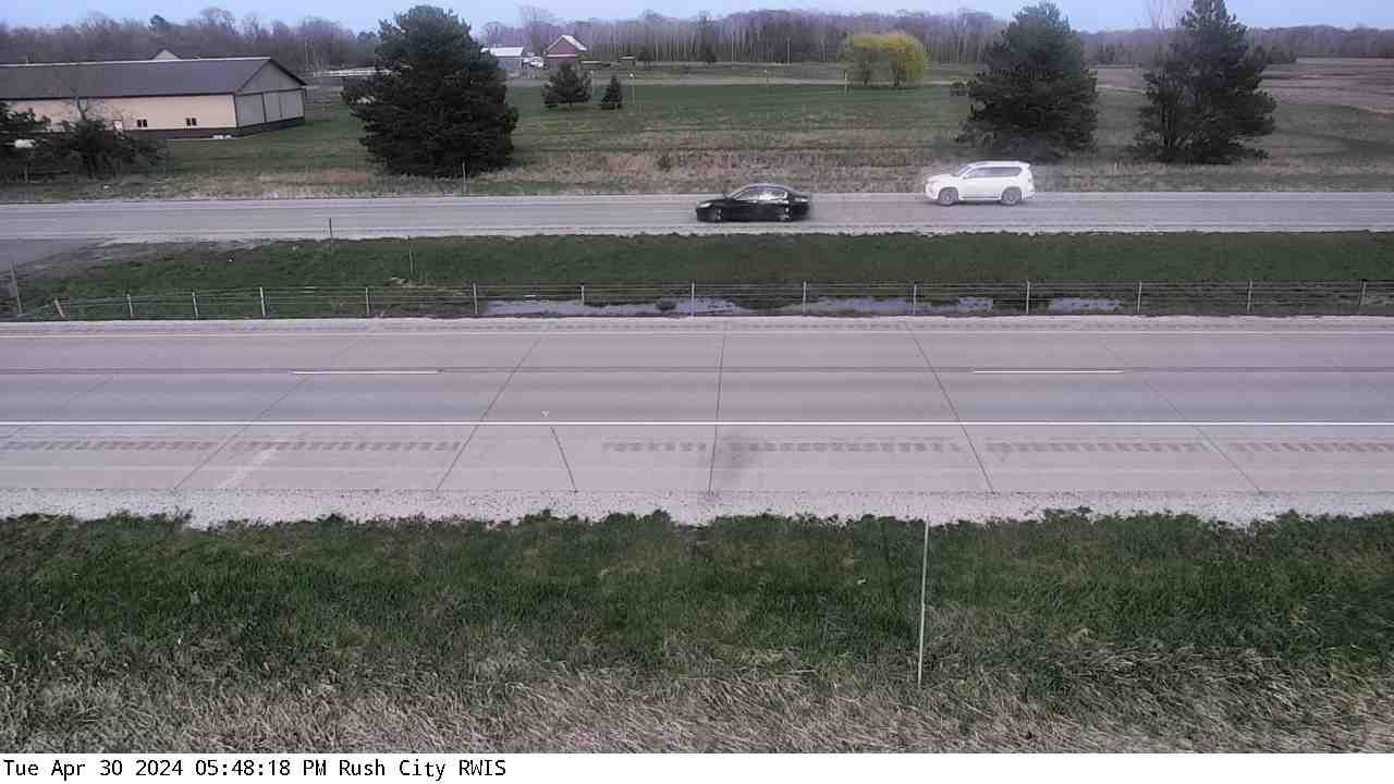 Traffic Cam Harris: I-35: I-35 (Rush City - MP 157): I-35 (Rush City - MP 157) View Player