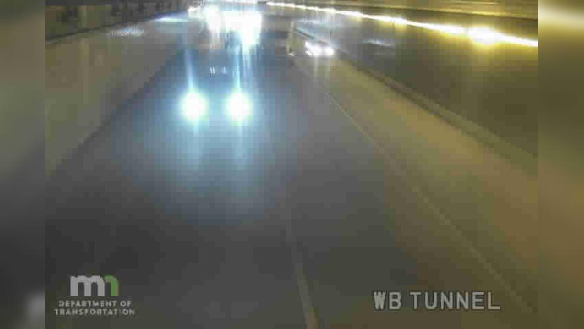 Traffic Cam Loring Park: I-94: I-94 WB (Tunnel West #3) Player