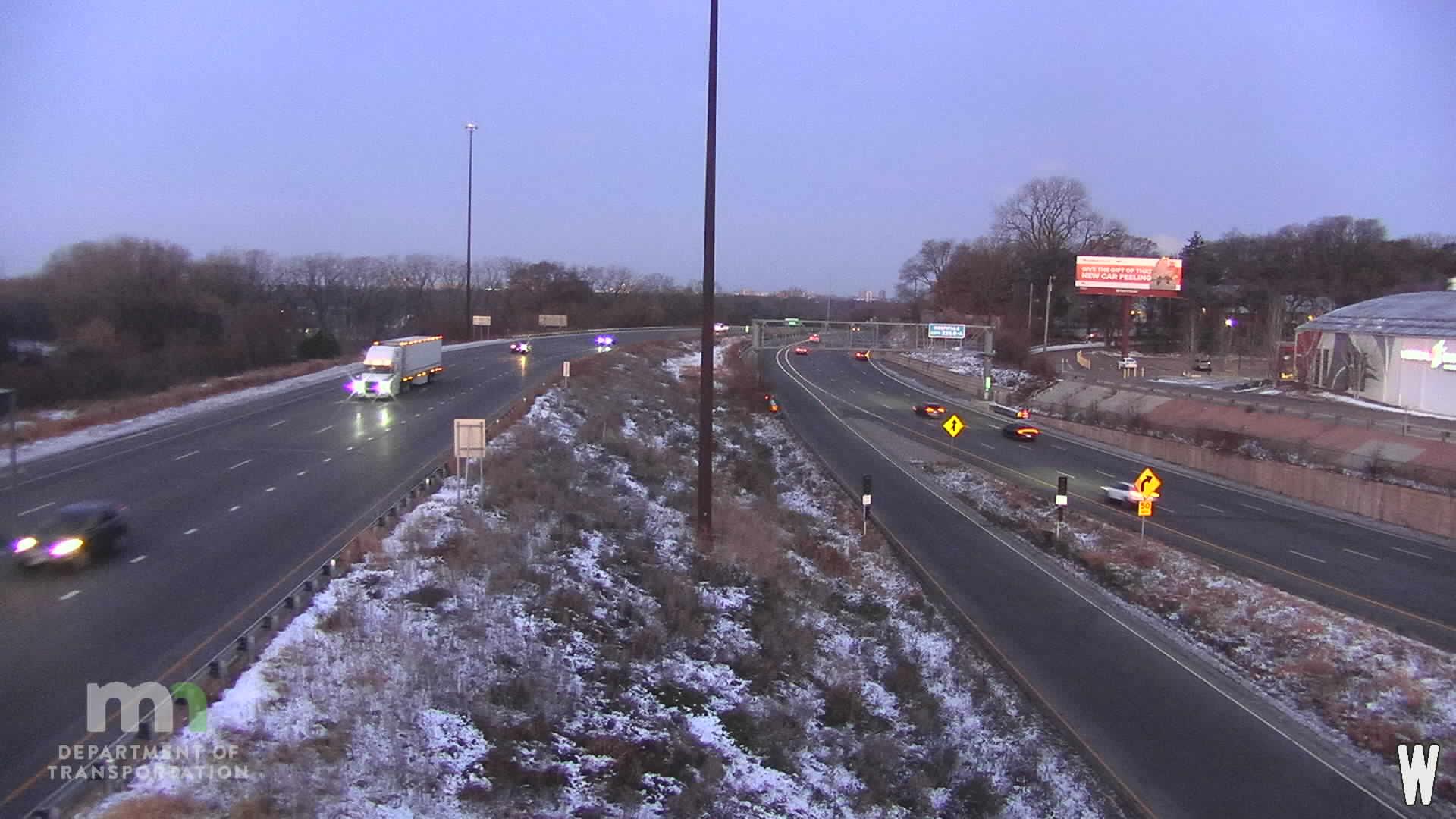 Traffic Cam Prospect Park - East River Road: I-94: I-94 EB W of T.H.280 Player
