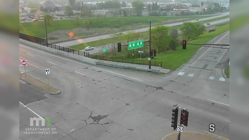 Traffic Cam Cottage Grove: US 10: T.H.61 SB @ 80th St Player