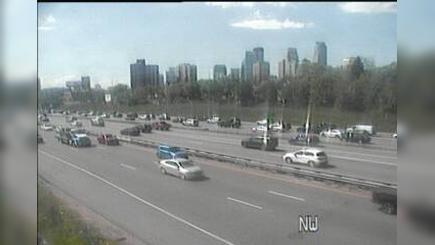 Traffic Cam Phillips: I-94: I-94 EB @ 11th Ave Player