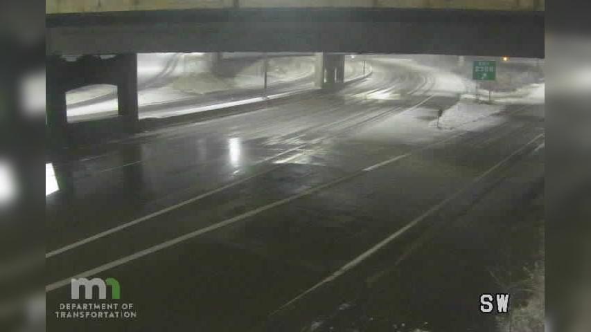 Traffic Cam Prospect Park - East River Road: I-94: I-94 WB @ Huron Blvd Player