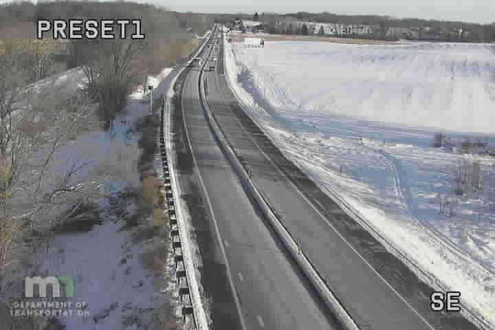 Traffic Cam US-12 WB at Lake Haughey Rd Player