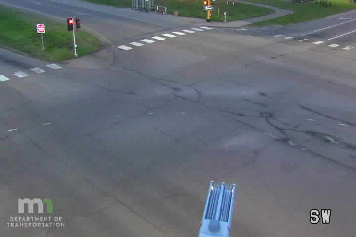 Traffic Cam MN-47 at 73rd Ave Player