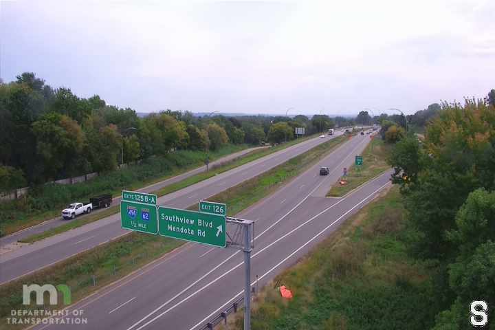 Traffic Cam US-52 SB at Southview Blvd Player