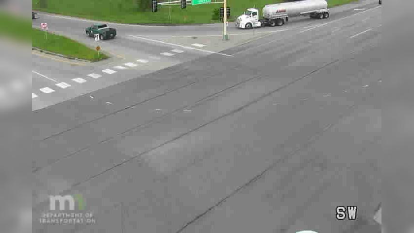 Traffic Cam Inver Grove Heights: US 52: T.H.52 NB @ 117th St WB Player