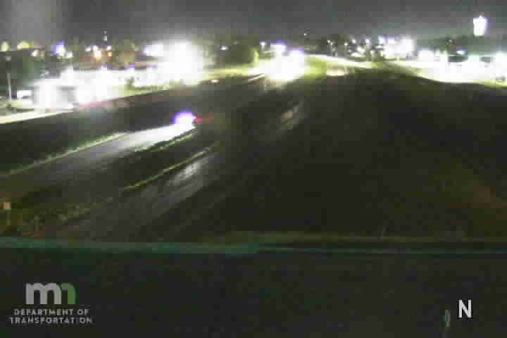 Traffic Cam MN-101 NB at Co Rd 36 Player