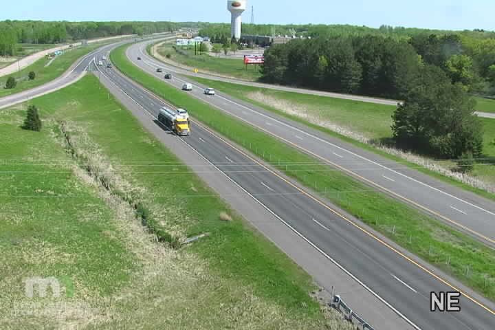 Traffic Cam I-35 SB at Co Rd 22 Player