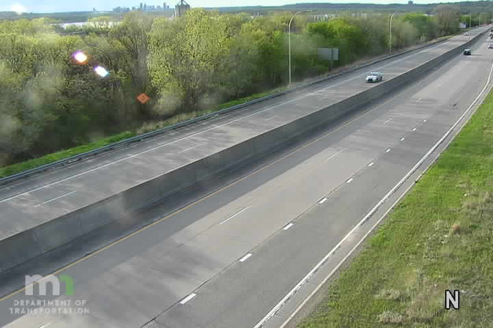 Traffic Cam US-61 NB at Carver Ave Player