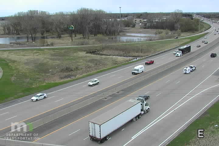 Traffic Cam I-94 EB at Boone Ave Player