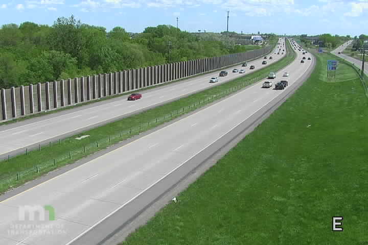 I-94 EB W of MN-101 Traffic Camera