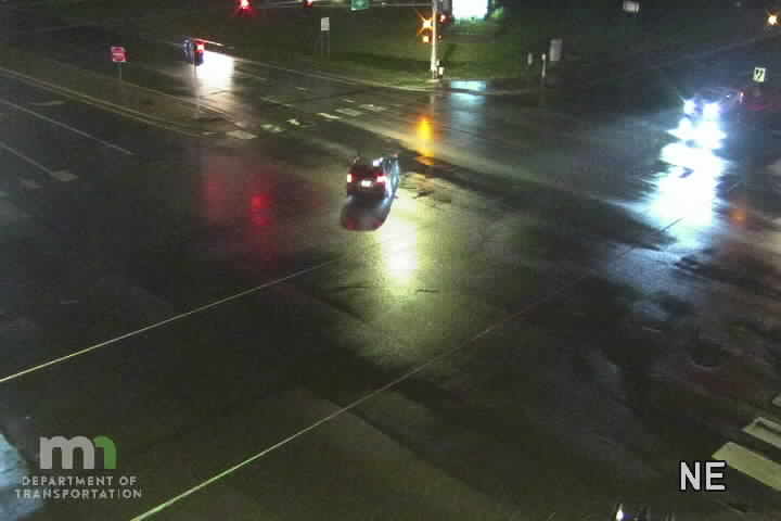 Traffic Cam MN-65 SB at 53rd Ave Player