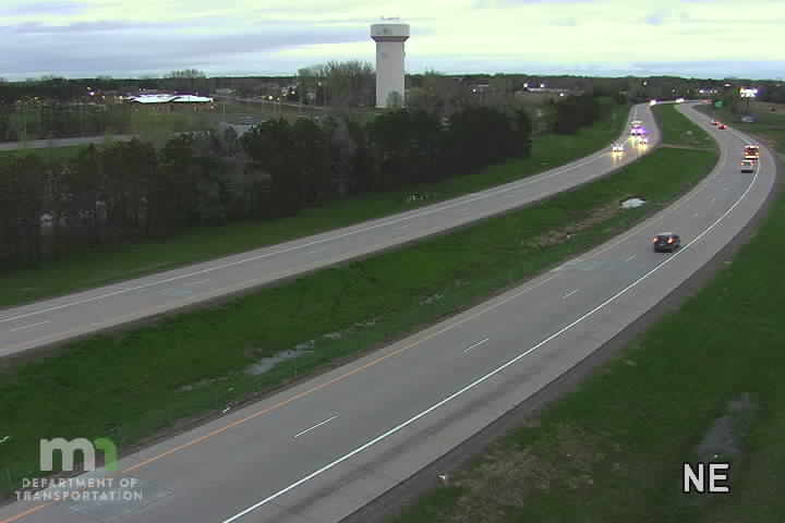 Traffic Cam I-35W NB S of Co Rd 23 Player