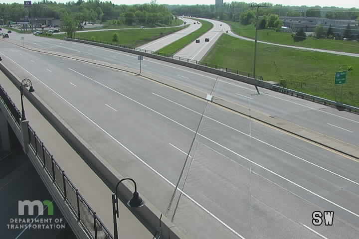 Traffic Cam I-35W SB at Co Rd 23 Player