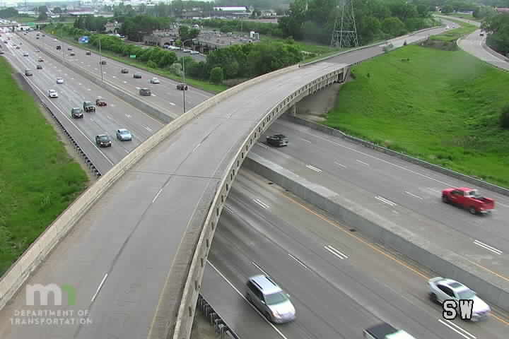 Traffic Cam I-35W NB at MN-88 Player