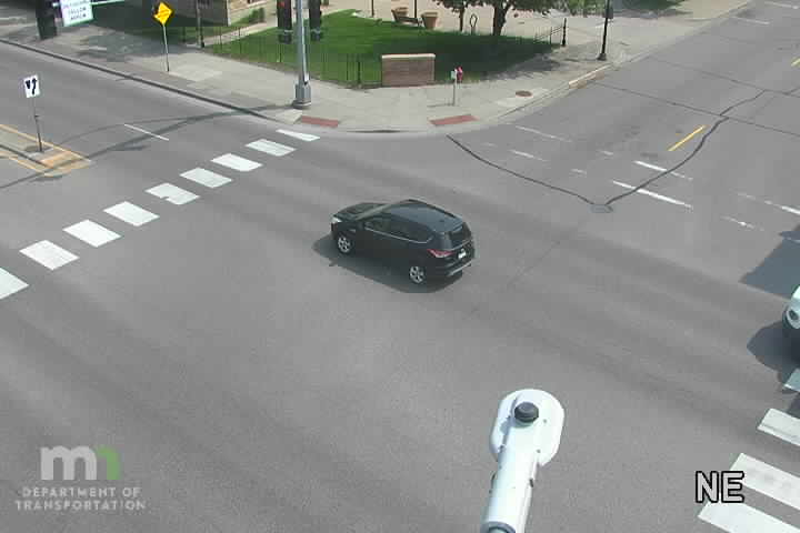 Traffic Cam US-61 at 4th St Player