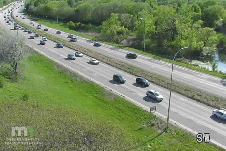 Traffic Cam US-169 NB at MN-7 Player