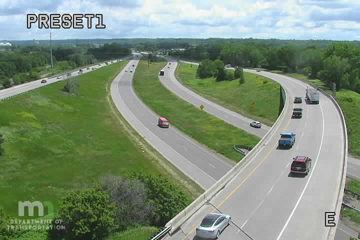 Traffic Cam Co Rd 101 EB E of US-169 Player