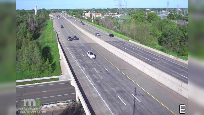 Coon Rapids: MN 610: T.H.610 WB @ East River Rd (610-10.55) Traffic Camera