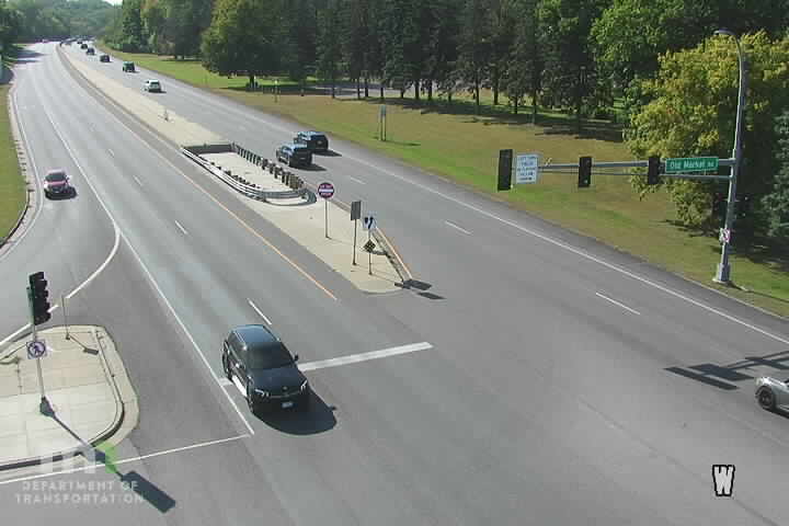 Traffic Cam MN-7 EB at Old Market Rd Player