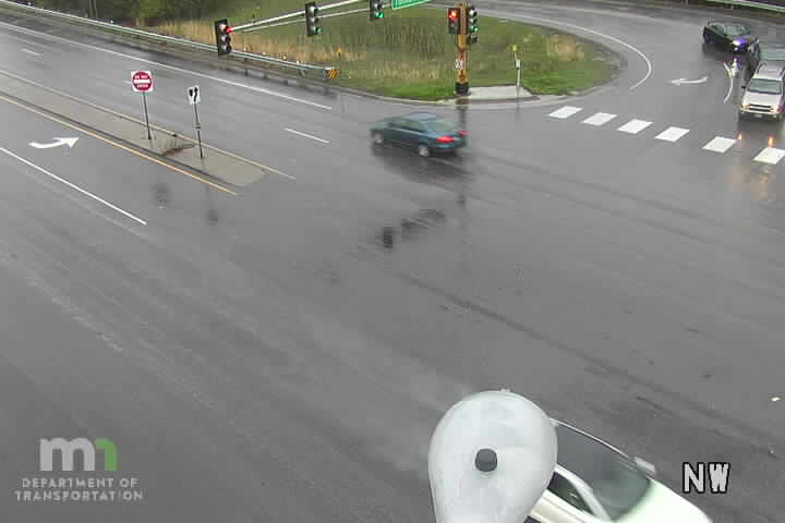 Traffic Cam MN-7 EB at Woodland Rd Player