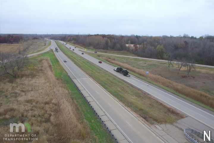 Traffic Cam I-35 SB (MP 76.8) Player
