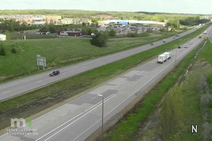 Traffic Cam I-35 at 210th St Player