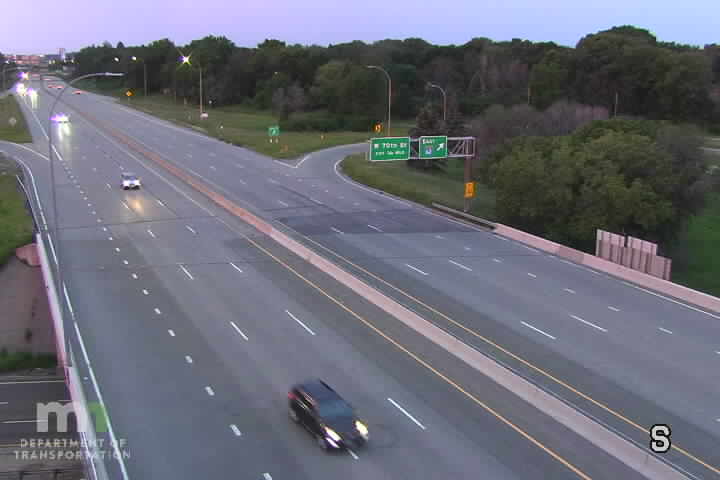 Traffic Cam MN-62 WB at MN-100 Player