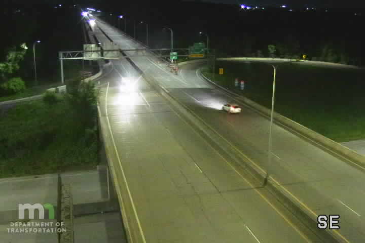 Traffic Cam MN-62 WB at MN-5 Player