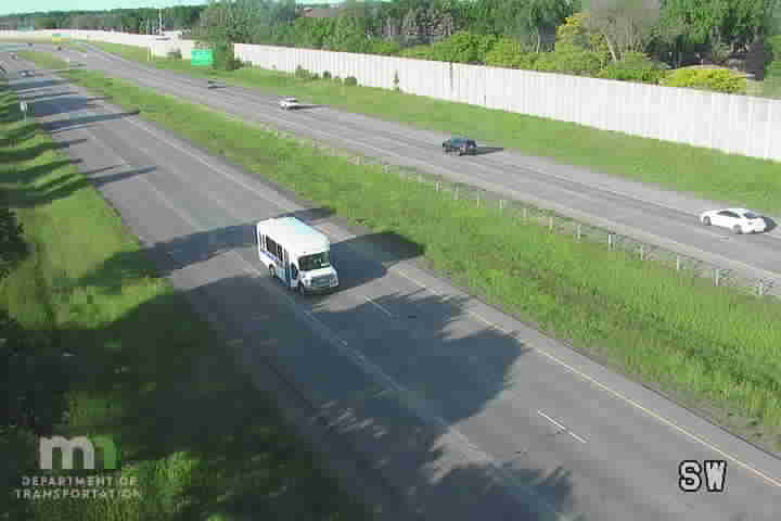 Traffic Cam US-169 NB at 93rd Ave Player