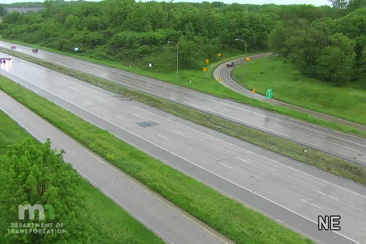 Traffic Cam MN-77 SB at Co Rd 38 Player
