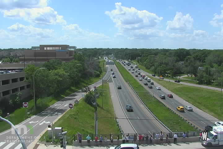 Traffic Cam MN-62 EB at France Ave Player