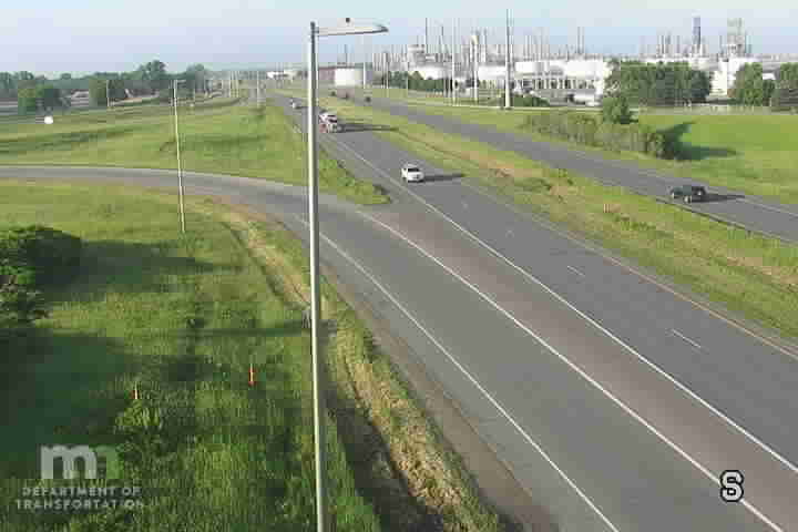 Traffic Cam US-52 NB at 117th St Player