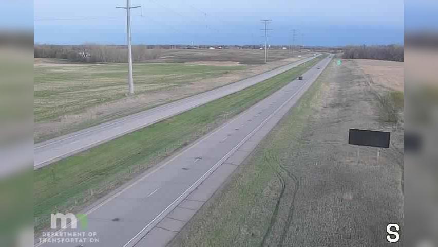 Rothsay Mobile Home Park: I-94 EB W of Co Rd 11 (94-36.86) Traffic Camera