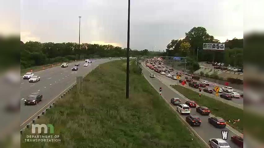 Traffic Cam Seward: I-94 EB W of T.H.280 Player