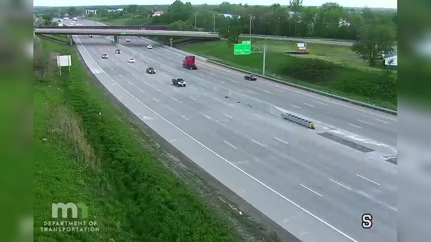 Traffic Cam Rogers: I-94 WB W Jct Co Rd Player