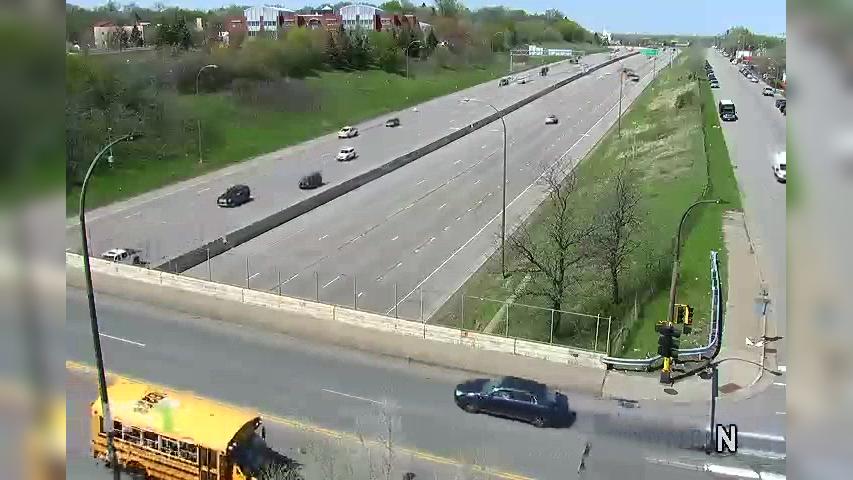 Traffic Cam Minneapolis: I-94 WB @ Lowry Ave Player