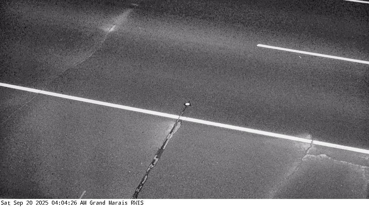 Traffic Cam Grand Marais: MN 61: T.H.61 - MP 110.8): T.H.61 - MP 110.8) View Player