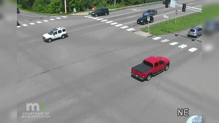 Traffic Cam Mendota Heights: T.H.62 EB @ Delaware Ave Player