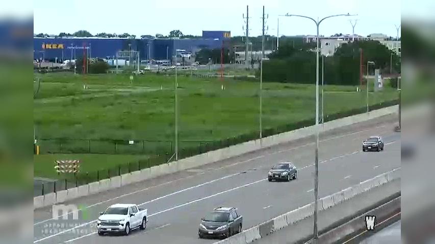 Traffic Cam Richfield: I-494 WB E of 24th Ave Player