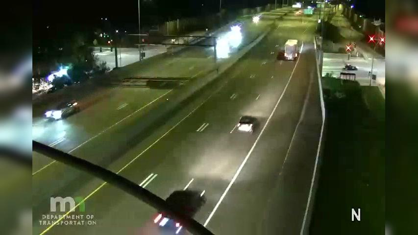 Richfield: I-35W NB @ 66th St Traffic Camera