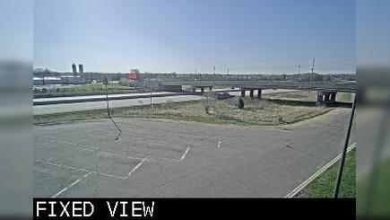 Traffic Cam Forest Lake: I-35 SB - Rest Area Player