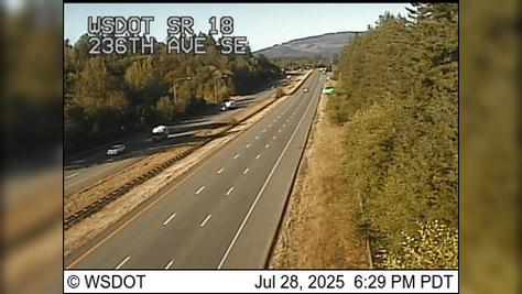 Traffic Cam Atkinson: SR 18 at MP 17.4: 236th Ave SE Player