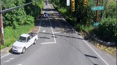 Novelty: NE - Hill Rd at West Snoqualmie Valley Road NE (Facing North) Traffic Camera