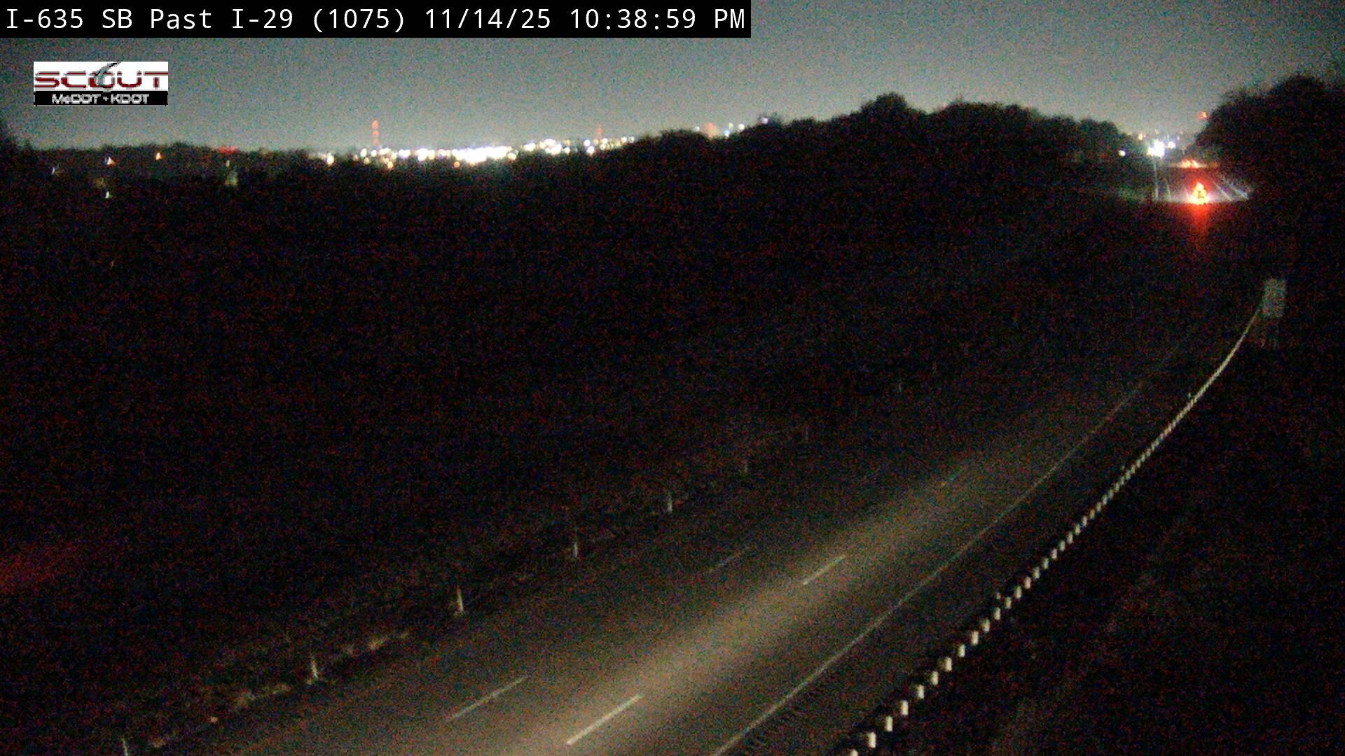 Traffic Cam Riverside: I- S @ South of I- Player